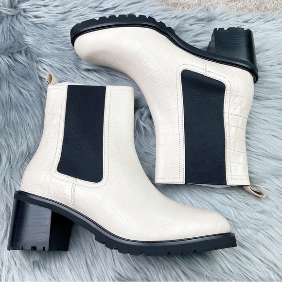 New Seychelles FarFetched Leather Chelsea Lug Boots in Cream - Picture 9 of 9